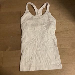 Lululemon ebb to street tank